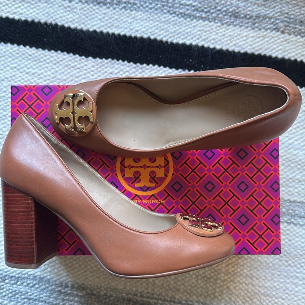 Tory Burch Tan Brown Heels with Signature Medallion